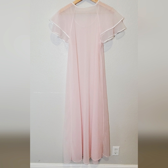 Vintage 60s Val Mode Pink Chiffon Sheer Flutter Sleeve Sweeping Robe Size Small - Picture 9 of 9